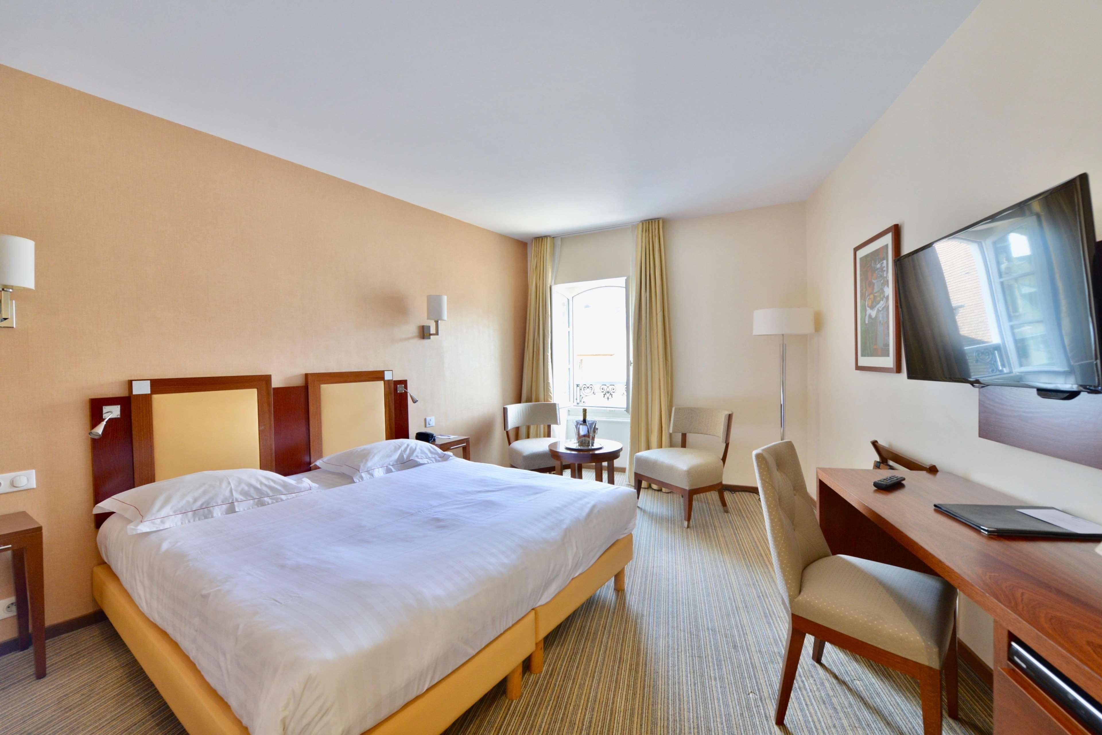Best Western Plus Hotel D'Angleterre Bourges Ngoại thất bức ảnh