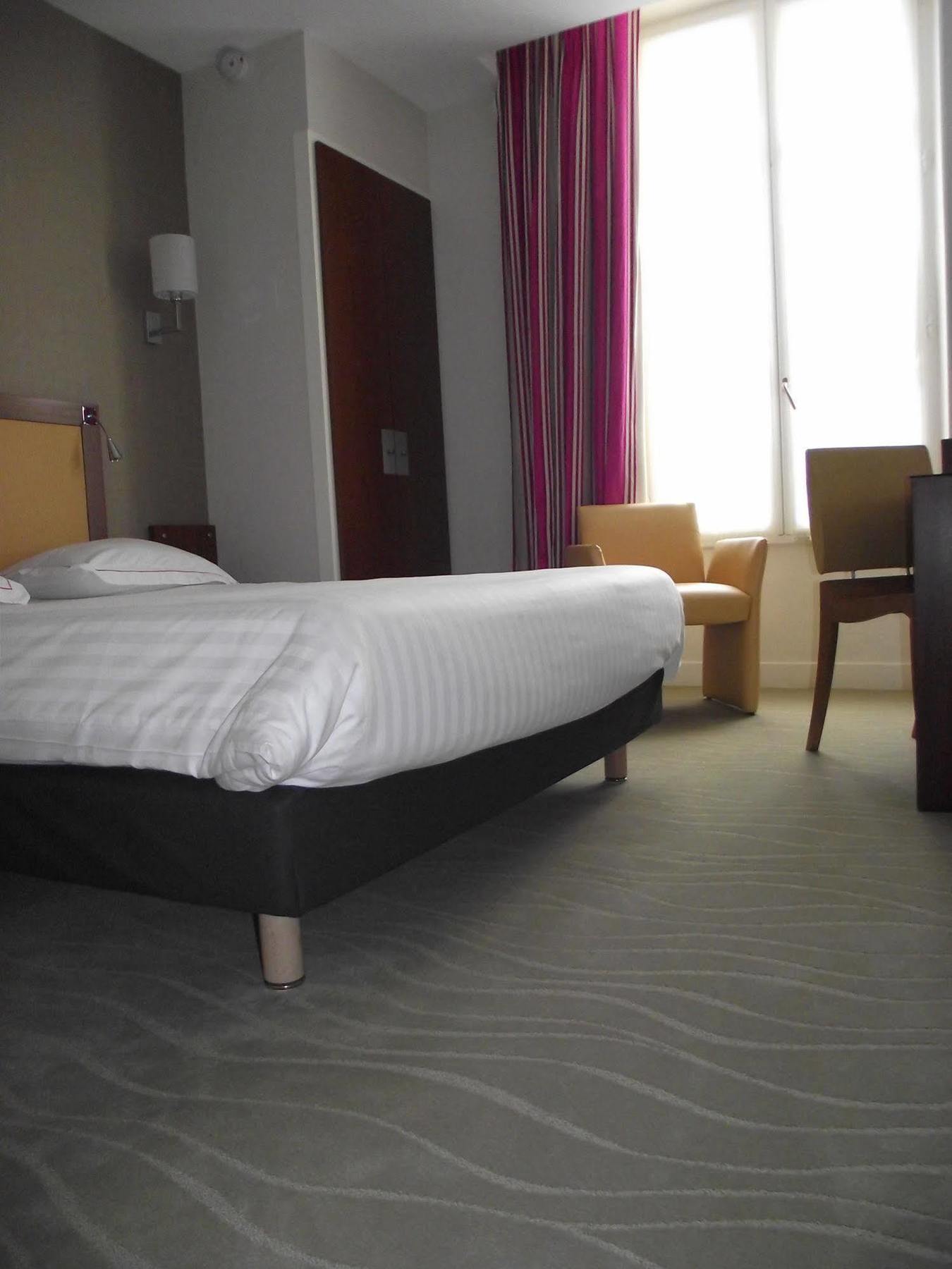 Best Western Plus Hotel D'Angleterre Bourges Ngoại thất bức ảnh